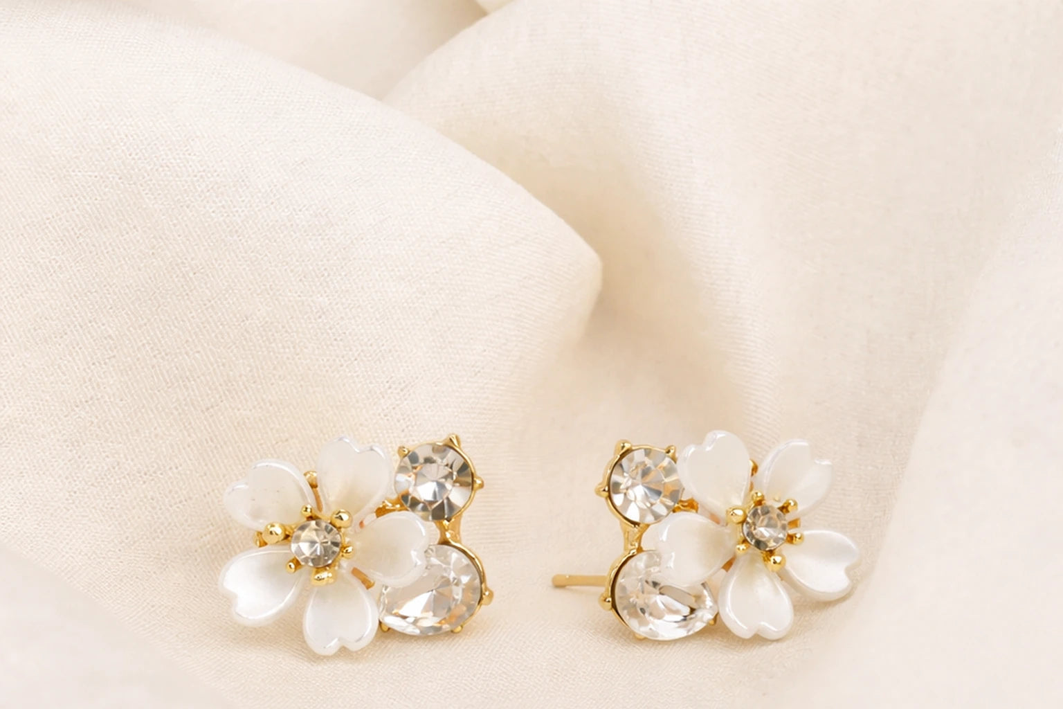 18kt Gold Polish Fancy Earring Anti-Tarnish & Anti-Allergic for Girls