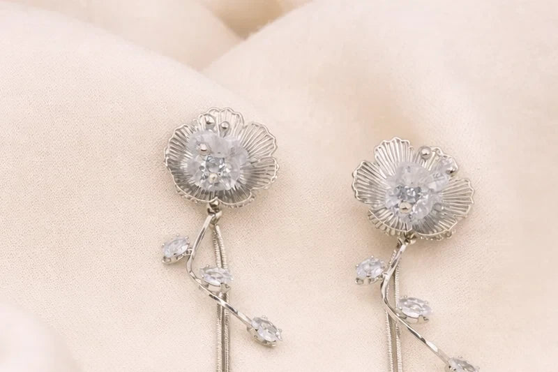 Vintage Style Floral Earring for Girls