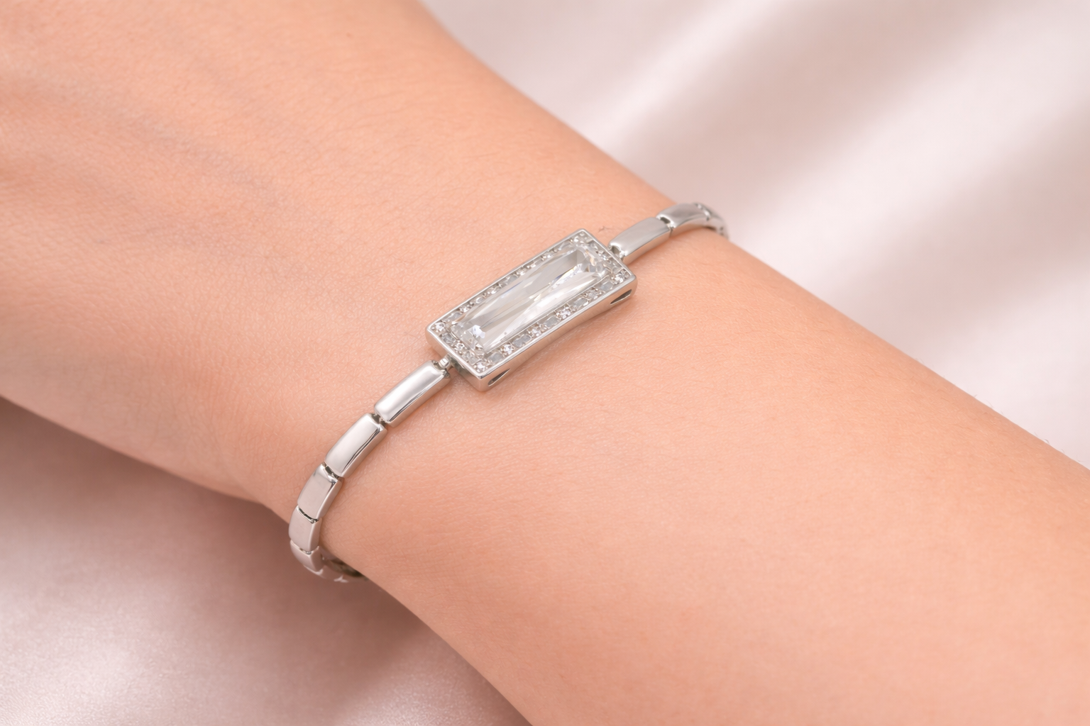 Stainless Steel Silver Polish Bracelet with Swarovski Stone Anti-Tarnish & Anti-Allergic for Girls