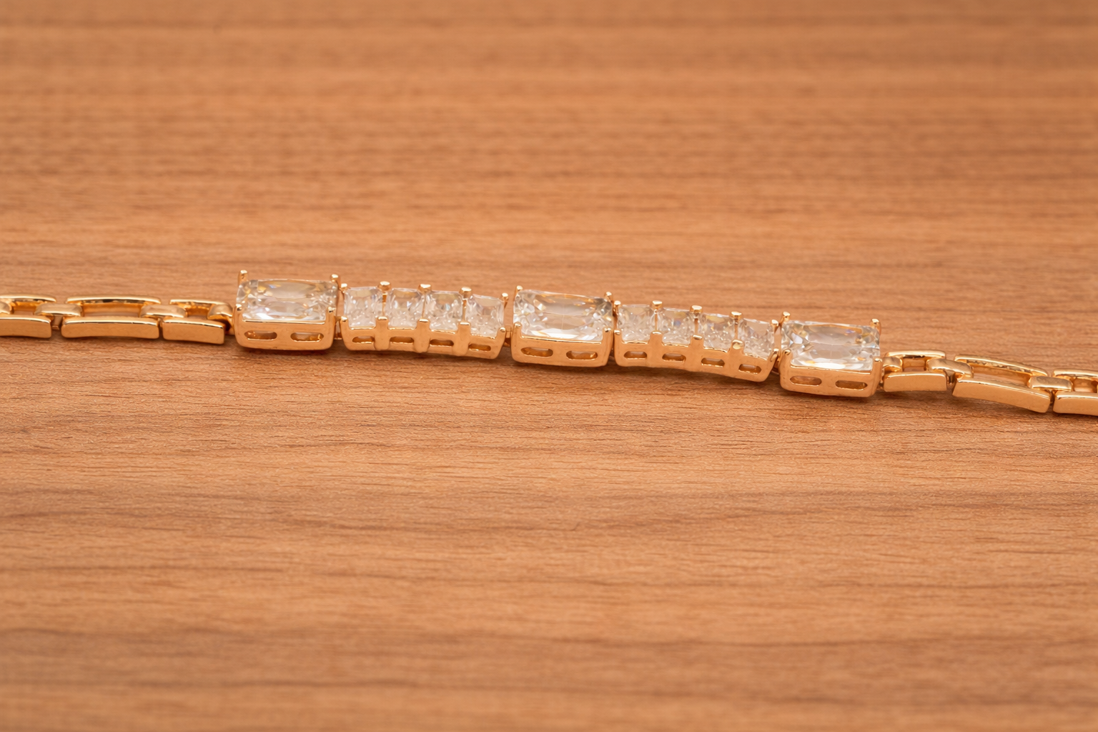 18kt Rose Gold Polish Fancy Bracelet with Diamond Anti-Tarnish & Anti-Allergic for Girls (Design 1)