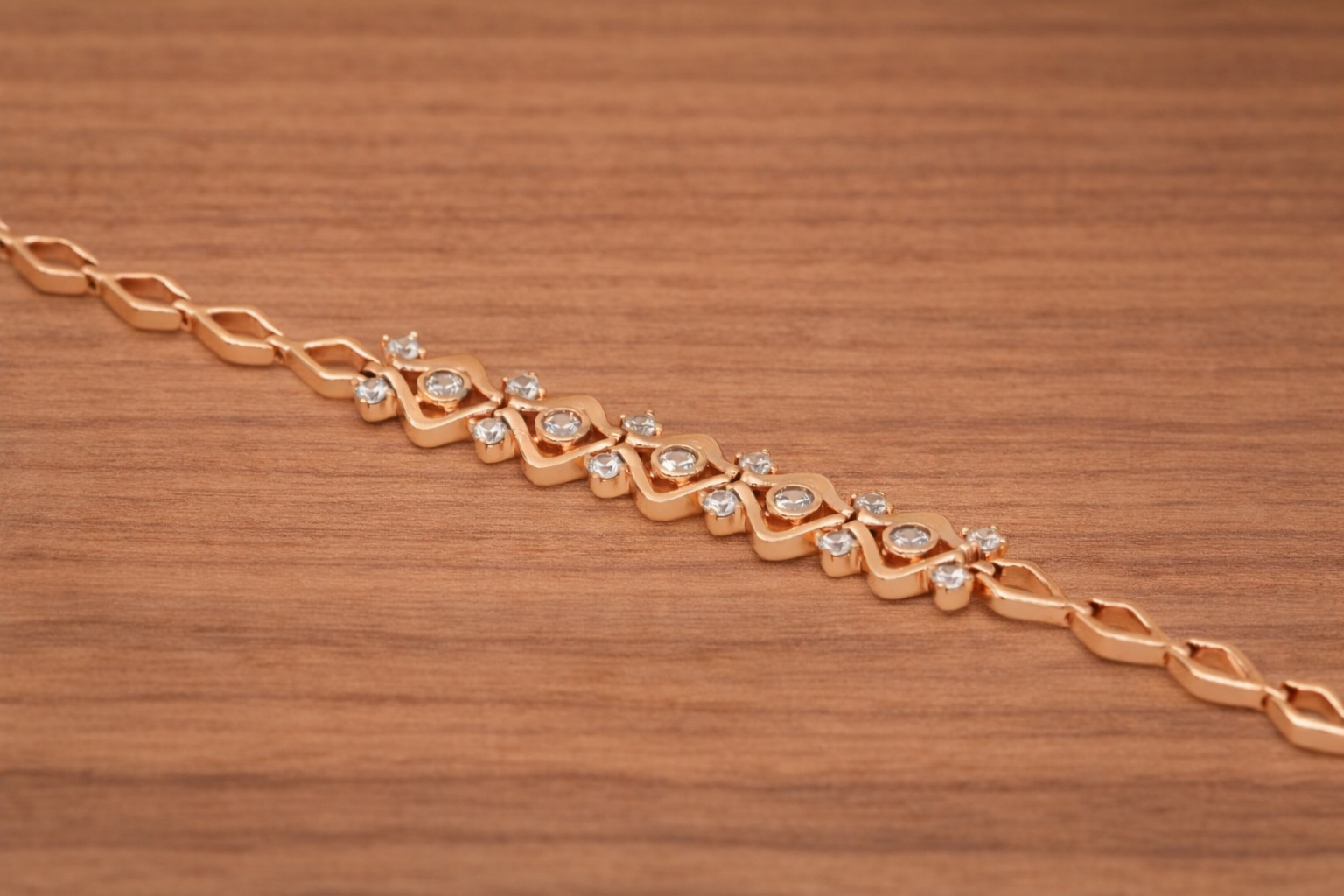 18kt Rose Gold Plated Bracelet with Diamond Anti-Tarnish Anti-Allergic for Girls