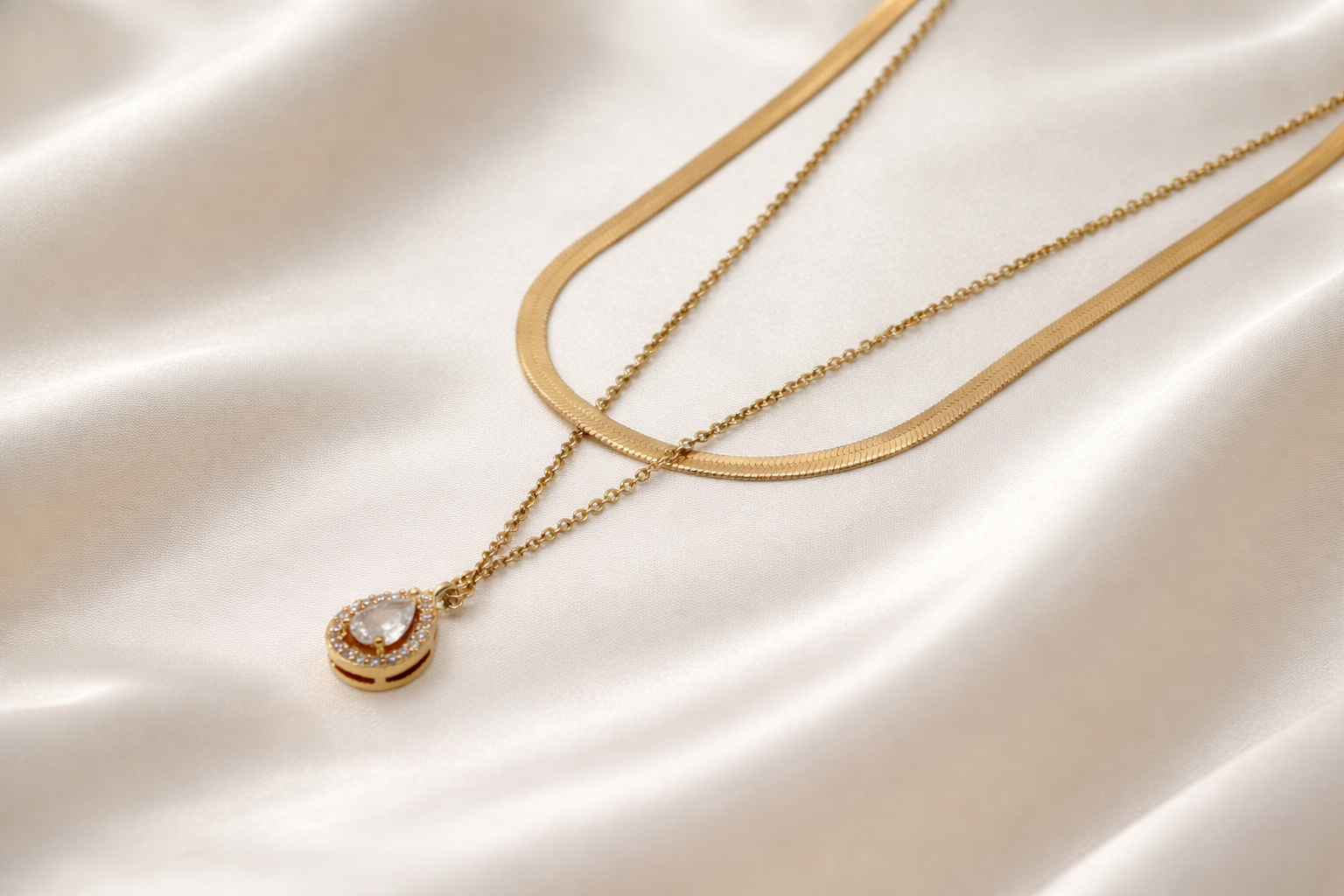 18kt Gold Polish Necklace with Double-Layer Crystal Pendant Anti-Tarnish & Anti-Allergic for Girls