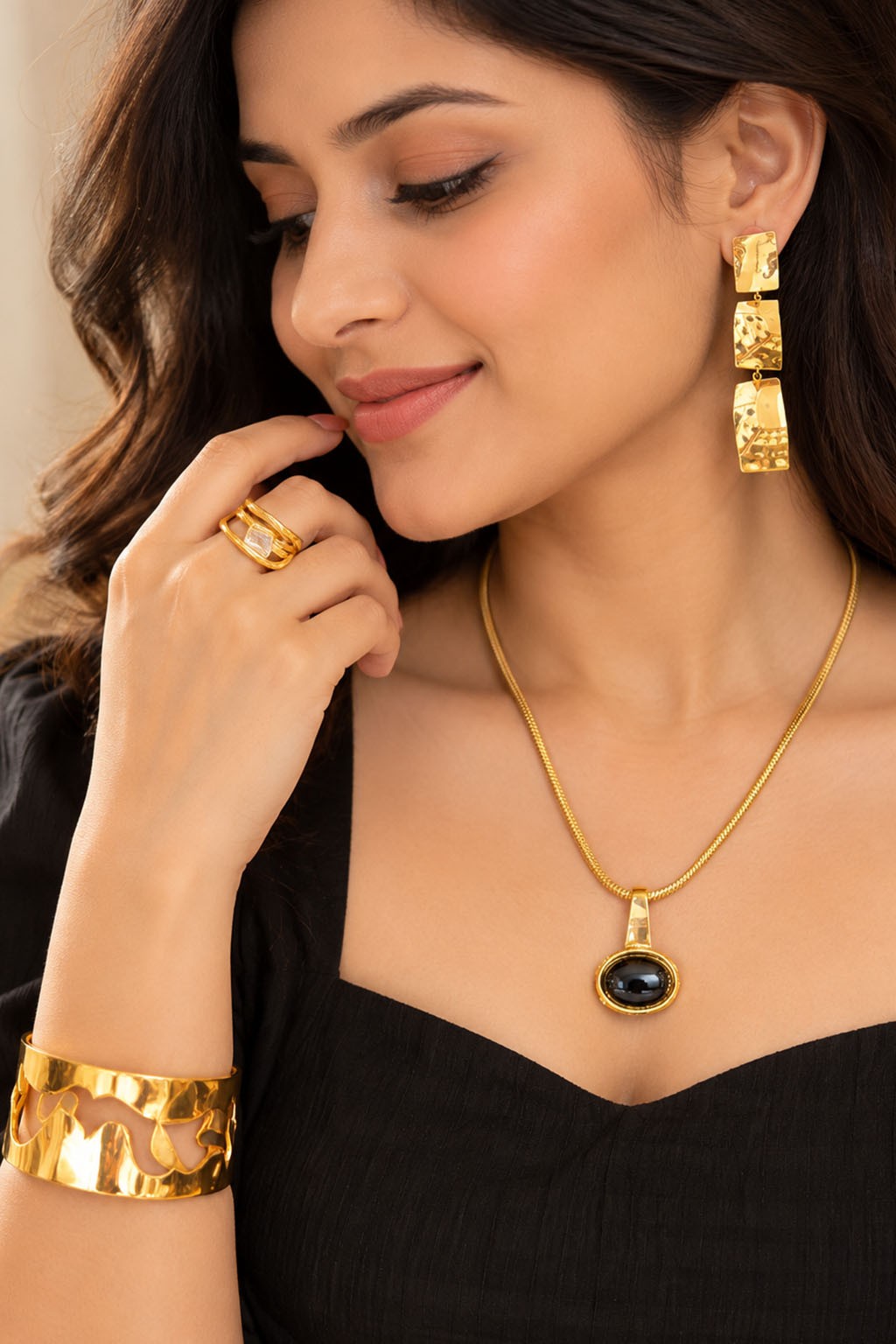 Gold & Black Onyx Jewellery Set