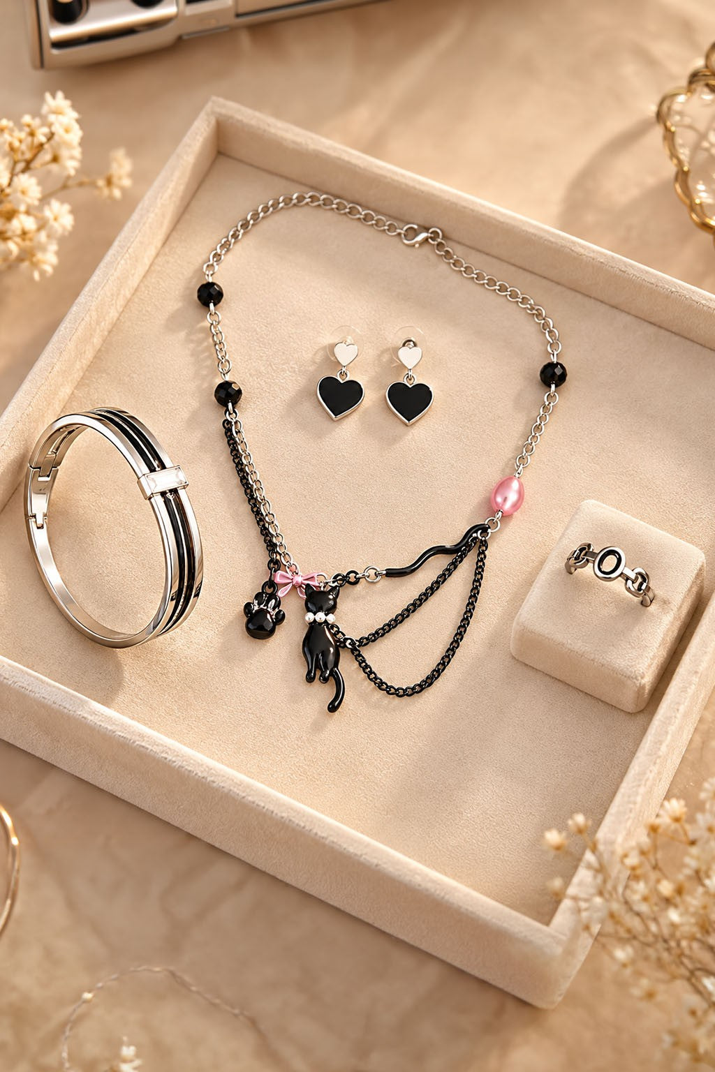 Silver & Black Love Motif Set
