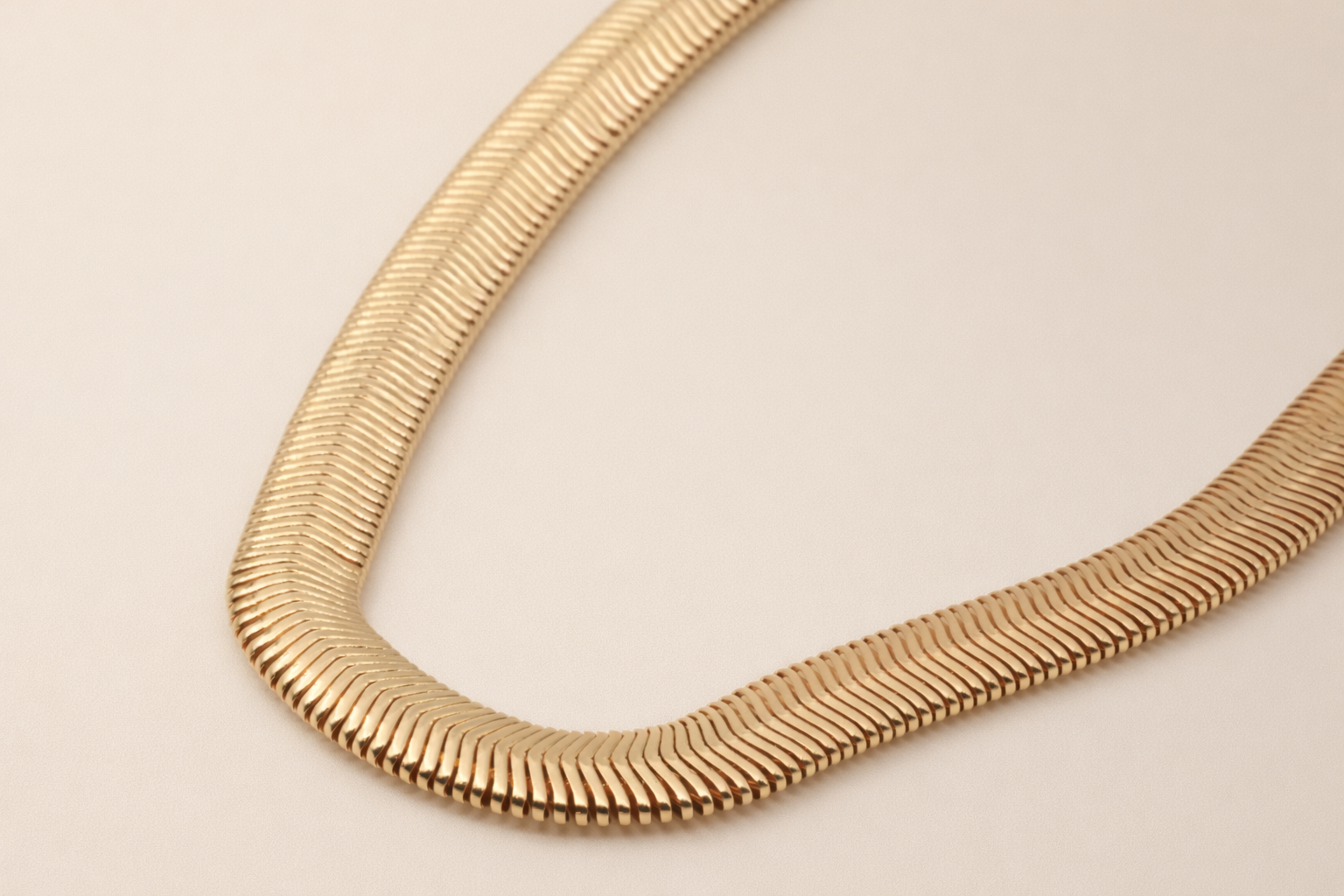 18kt Gold Polish Fancy Necklace Anti-Tarnish & Anti-Allergic for Girls (Design 2)