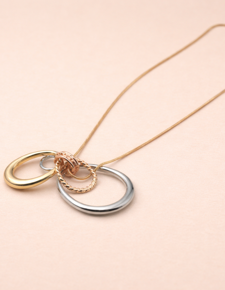 18kt gold polish necklace with rings pendant anti tranish anti allergic
