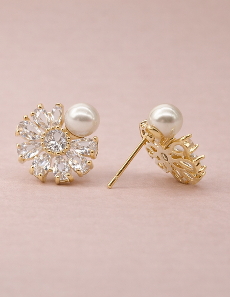18kt gold polish with white pearl & crystal anti tarnish anti allergic fancy earring for girl