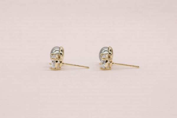 Crystal Stone & Pearl Fancy Earring for Women (Design 1) – 18K Gold Plated
