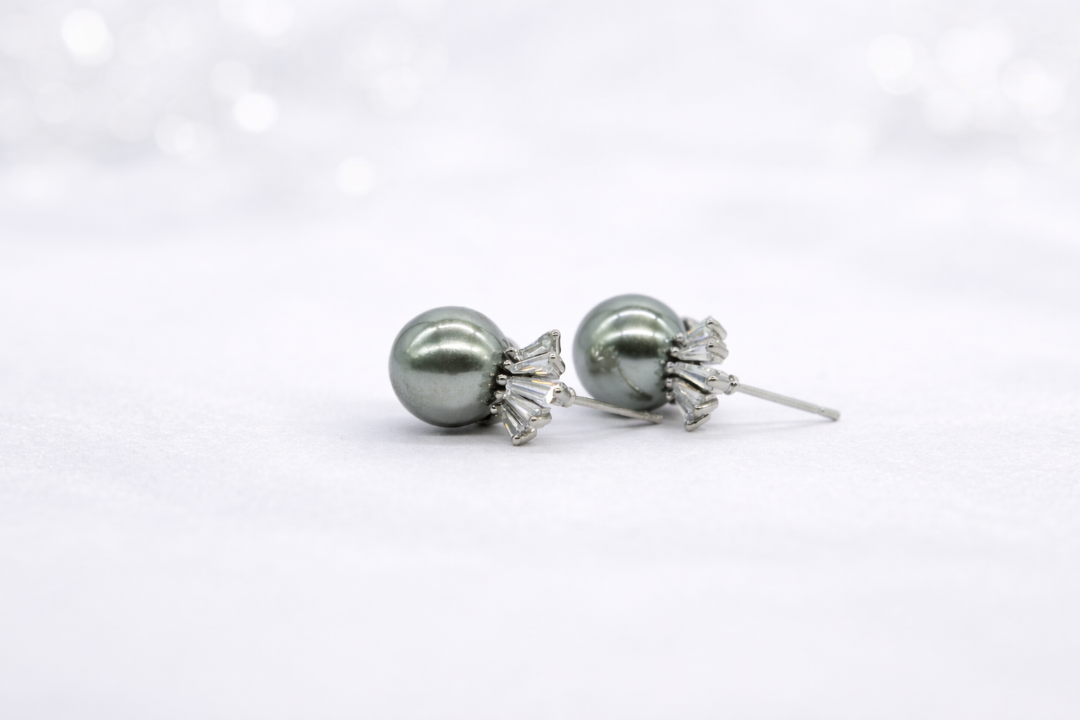 Stainless Steel with Silver Polish with Grey Pearl Anti-Tarnish & Anti-Allergic Fancy Earring for Girls