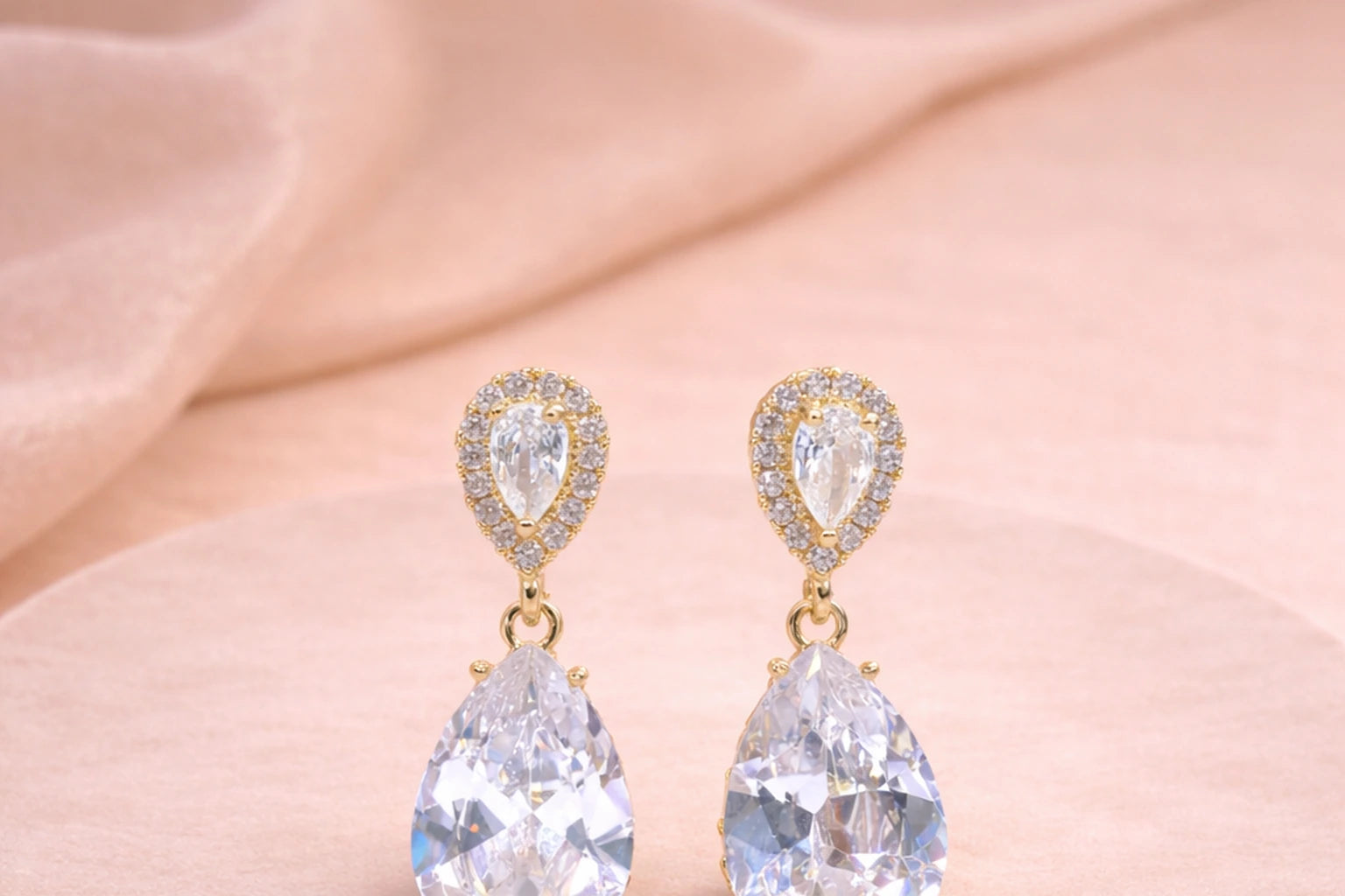 18kt Gold Polish with Diamond & Swarovski Stone Anti-Tarnish & Anti-Allergic Fancy Earring for Girls
