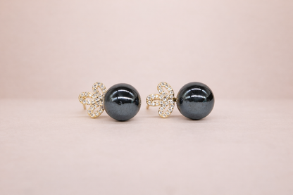 18 carat gold polish with dark blue colour pearl with diamond anti tarnish anti allergic fancy earring for girls