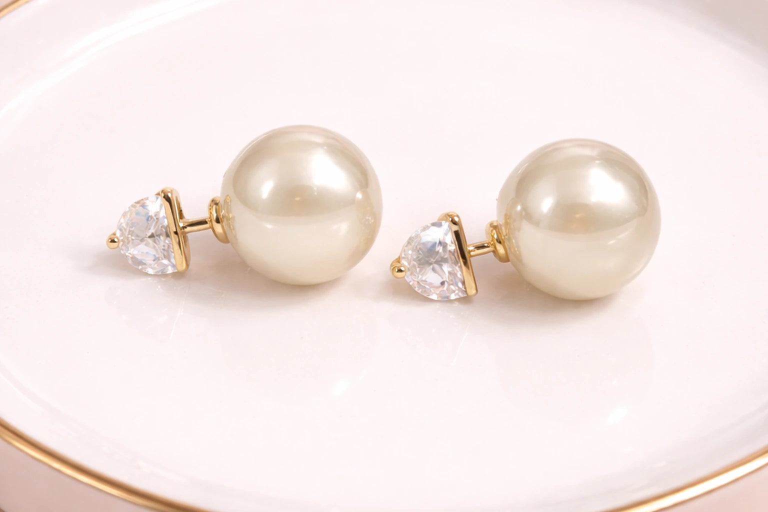 18kt Gold Polish with White Colour Pearl with Swarovski Stone Anti-Tarnish & Anti-Allergic Fancy Earring for Girls
