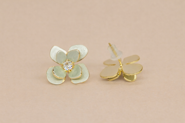 Fancy Earring with Diamond & Off White Flower for Women – 18K Gold Plated