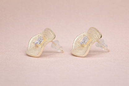 swarovski stone with stainless steel silver polish polish anti tarnish anti allergic fancy earring for girls