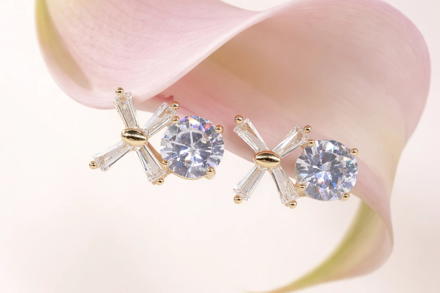Swarovski Stone with 18kt Gold Polish Anti-Tarnish & Anti-Allergic Fancy Earring for Girls (Design 1)