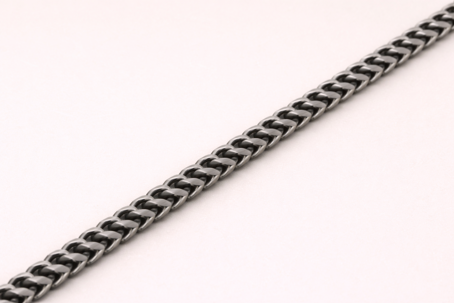Stainless Steel Silver Polish Fancy Necklace for Girls Anti-Tarnish & Anti-Allergic (Design 3)