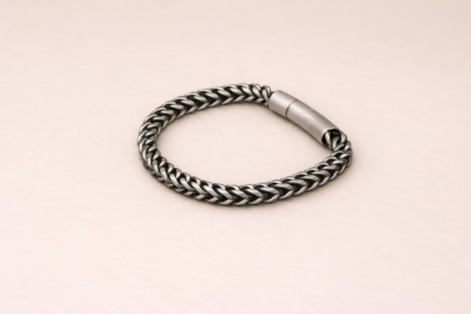 Stainless Steel Silver Polish Fancy Necklace for Girls Anti-Tarnish & Anti-Allergic (Design 3)
