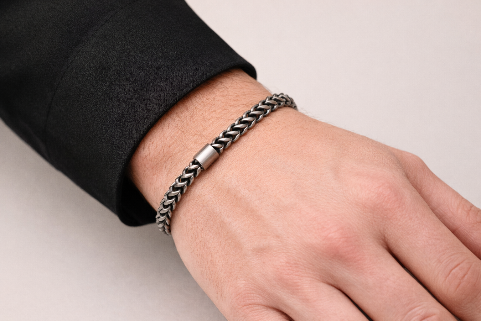 Stainless Steel Silver Polish Fancy Necklace for Girls Anti-Tarnish & Anti-Allergic (Design 3)