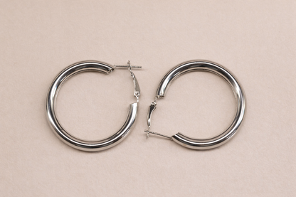 stainless steel silver polish anti tarnish anti allergic fancy earring for girls