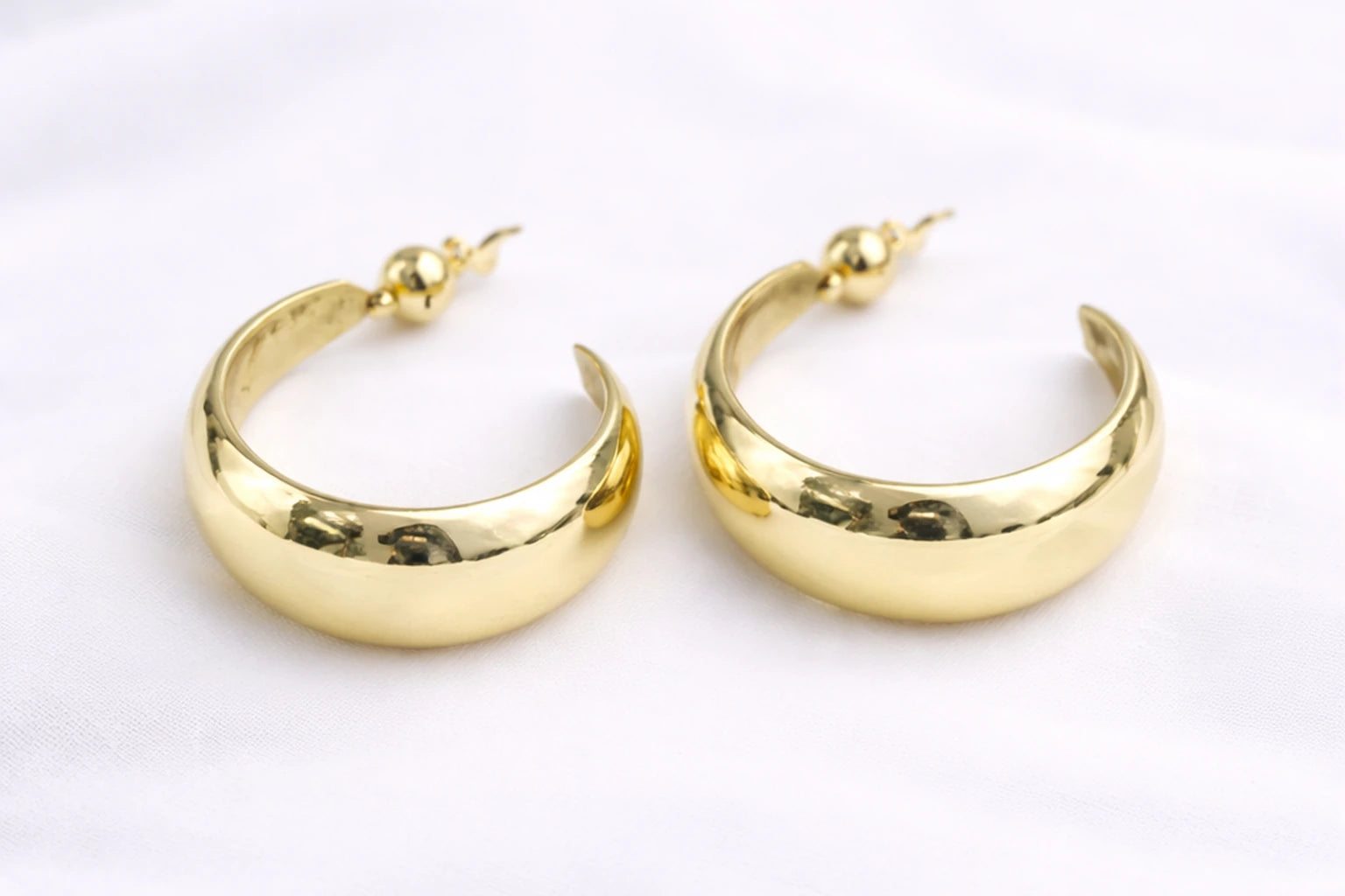 18kt Gold Polish Anti-Tarnish & Anti-Allergic Fancy Earring for Girls (Design 5)