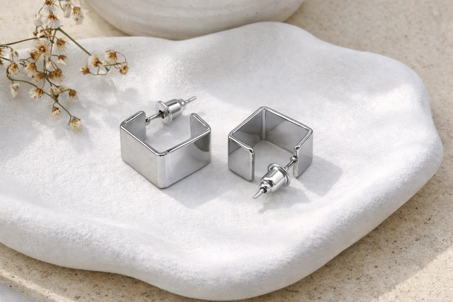Stainless Steel Silver Polish Anti-Tarnish & Anti-Allergic Fancy Earring for Girls (Design 5)