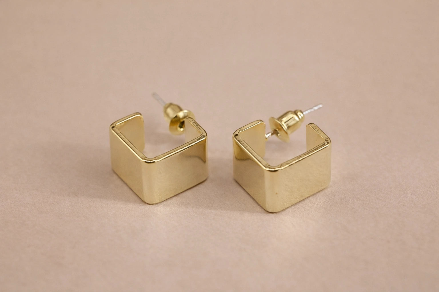 18kt Gold Polish Anti-Tarnish & Anti-Allergic Fancy Earring for Girls (Design 3)