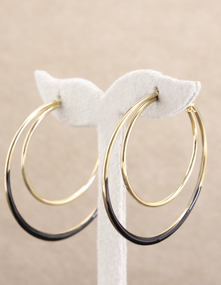 18 carat gold polish anti tarnish anti allergic fancy black earring for girls