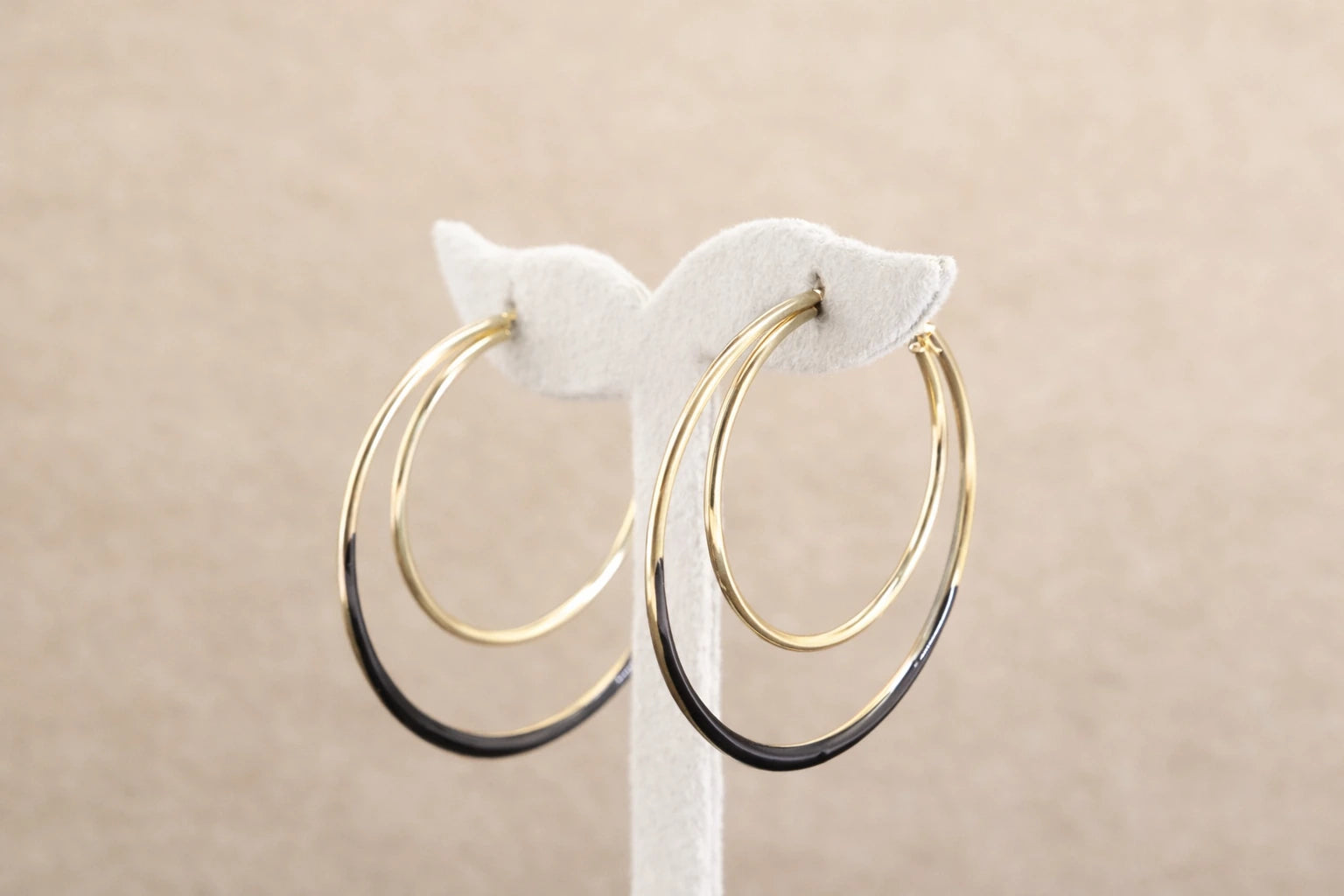 18kt Gold Polish Anti-Tarnish & Anti-Allergic Fancy Black Earring for Girls
