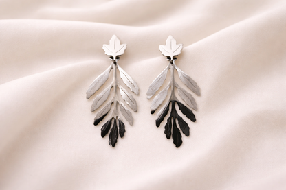 stainless steel silver polish earring with leaf dangle anti tranish anti allergic for girls