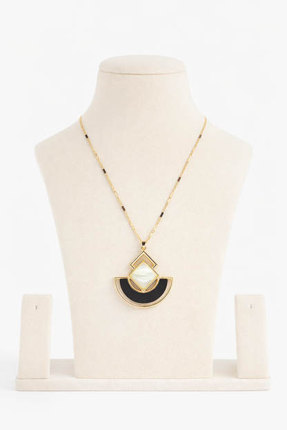 18 carat gold polish fancy chain with pearl pendant anti tranish anti allergic for girls