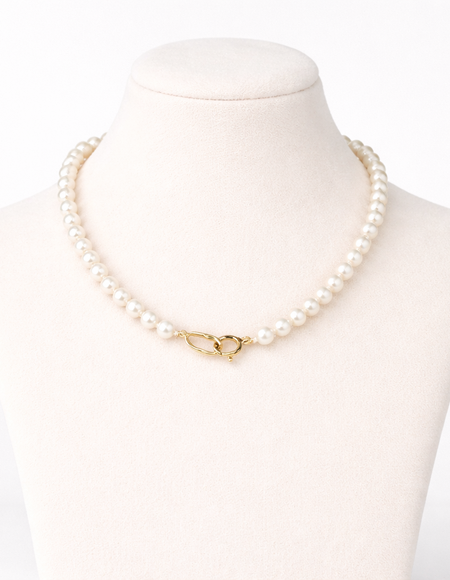 fancy pearls necklace