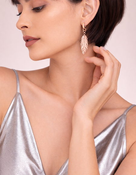 18kt rose gold polish earring with feather anti tranish anti allergic for girls