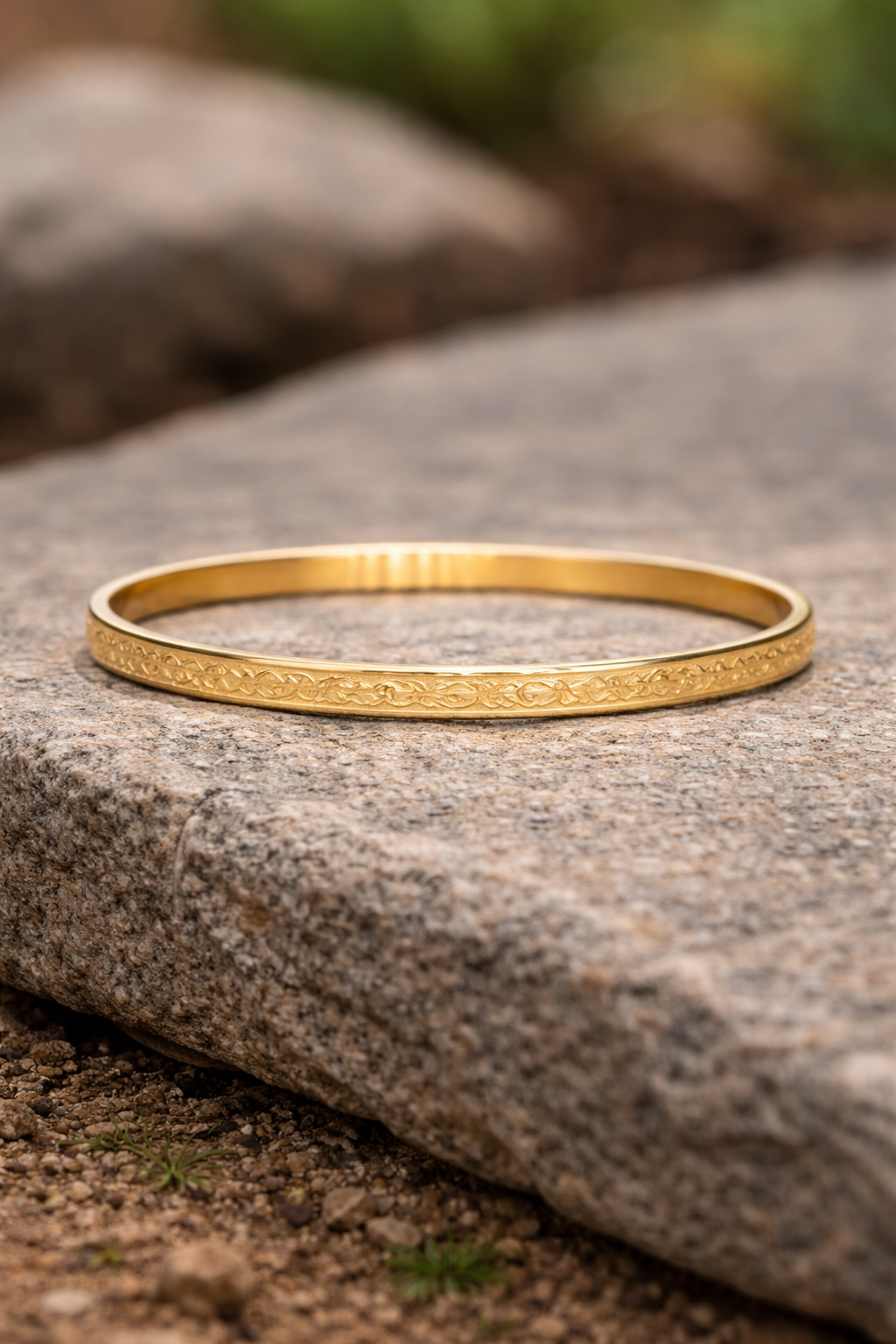 18kt Gold Plated Plain Kada for Men Anti-Tarnish & Anti-Allergic (Design 1)