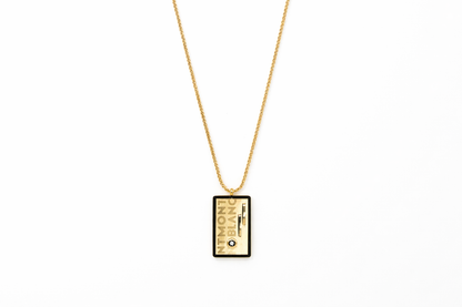 18 kart gold plated chain with square pendent