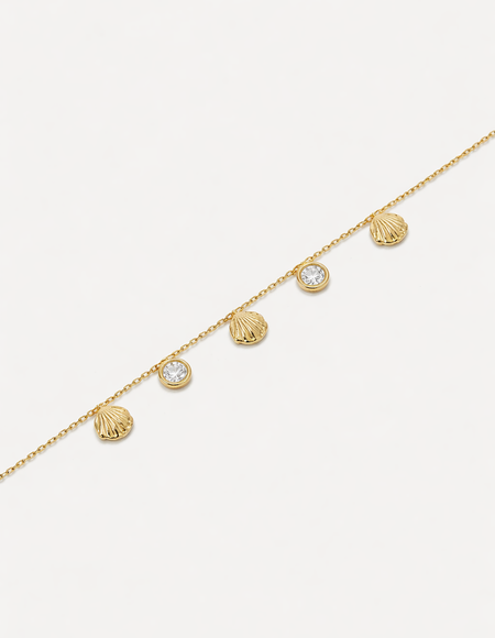 Gold shell antique bracelet