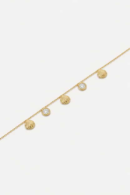 Gold shell antique bracelet