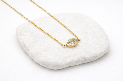 Gold polish with diamond pendant chain bracelet