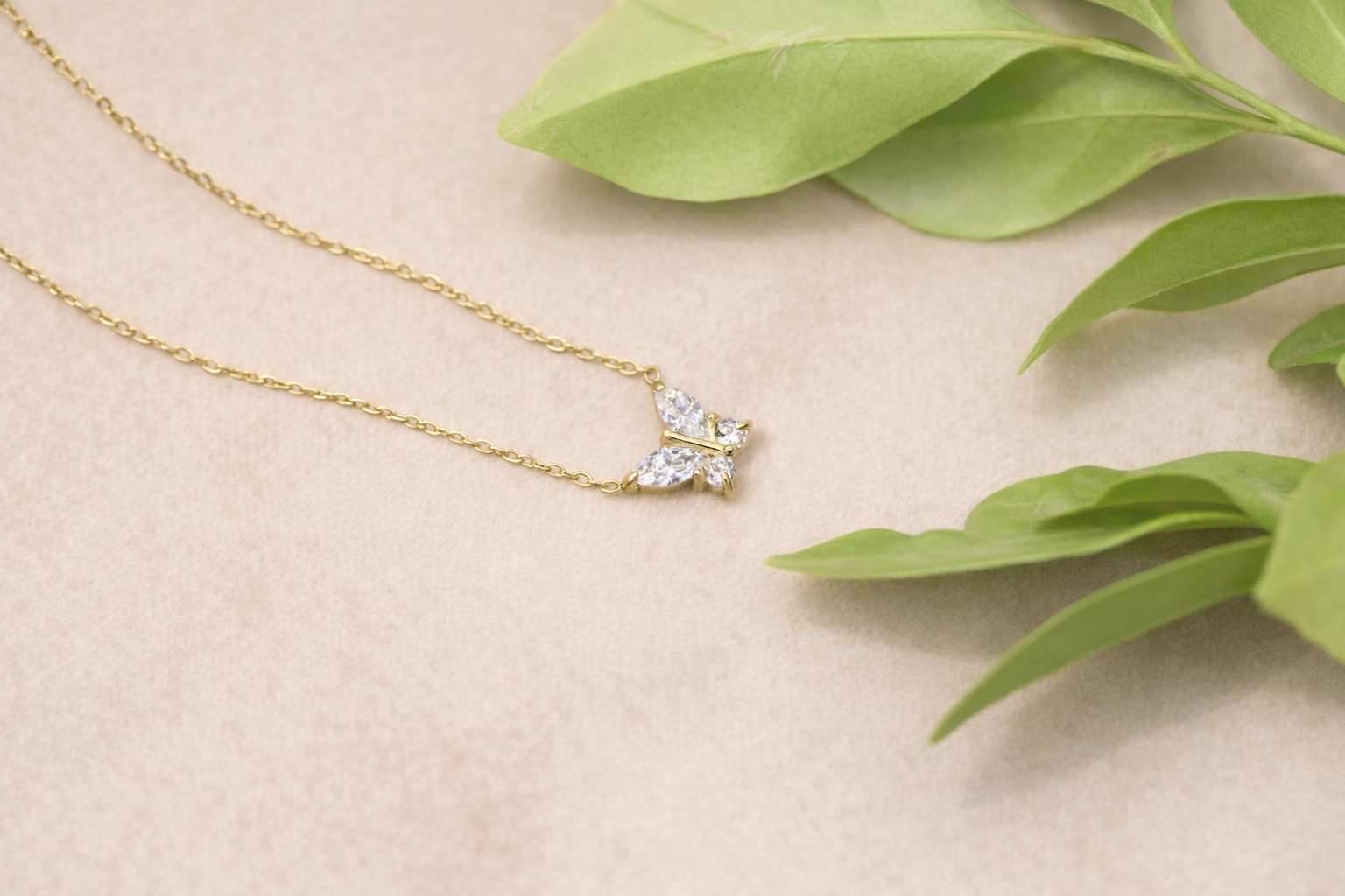 18kt Gold Polish Chain with Butterfly Pendant Anti-Tarnish & Anti-Allergic