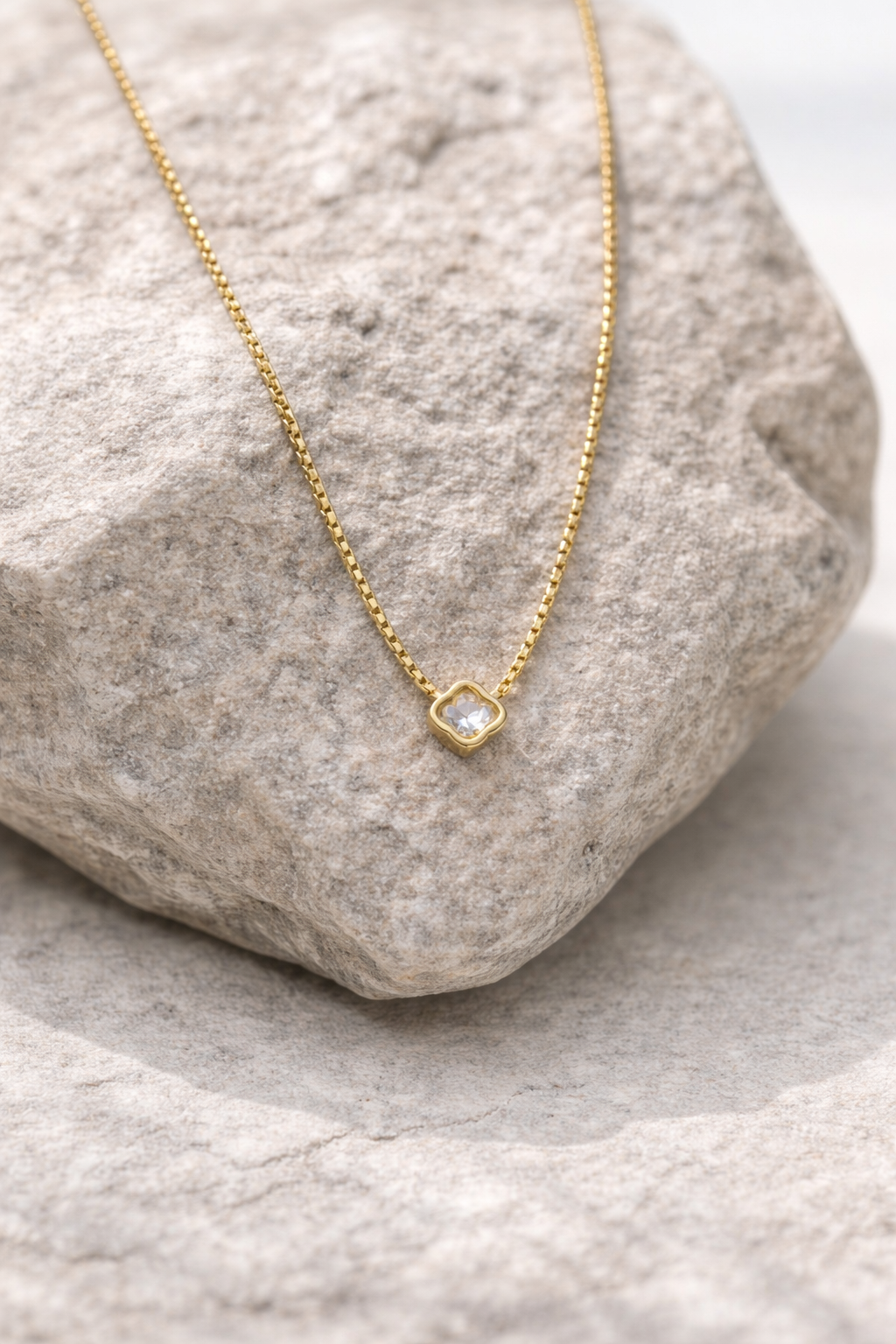 18kt Gold Polish Chain with Diamond Pendant Anti-Tarnish & Anti-Allergic