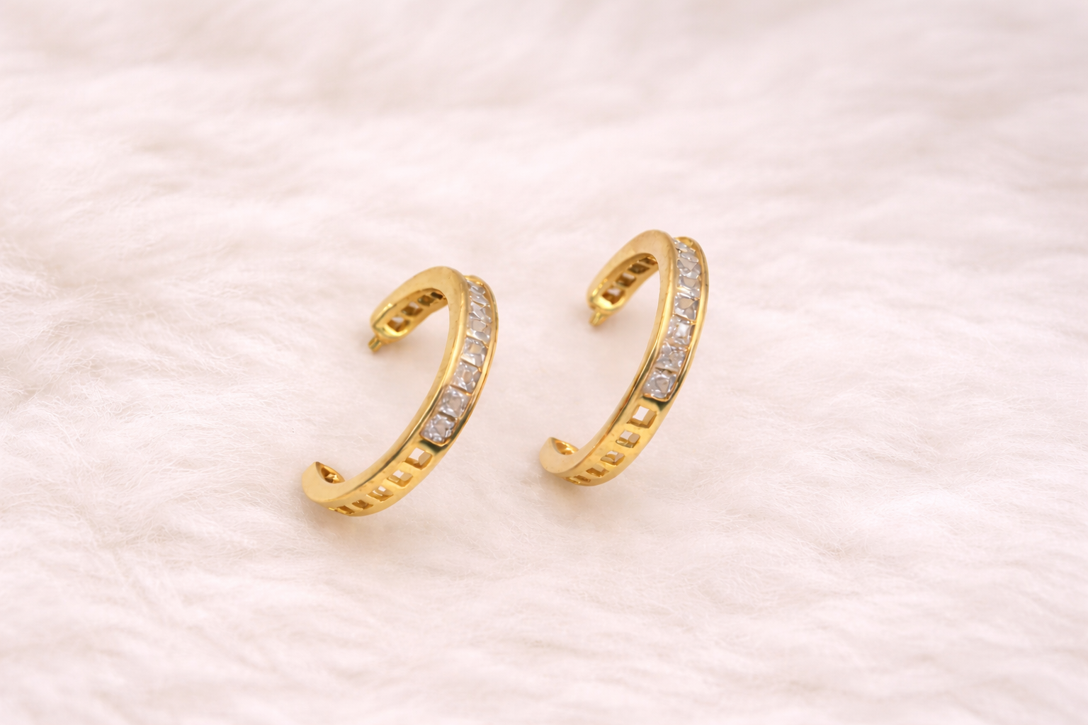 18kt Gold Polish Earring with Crystal Anti-Tarnish & Anti-Allergic for Girls