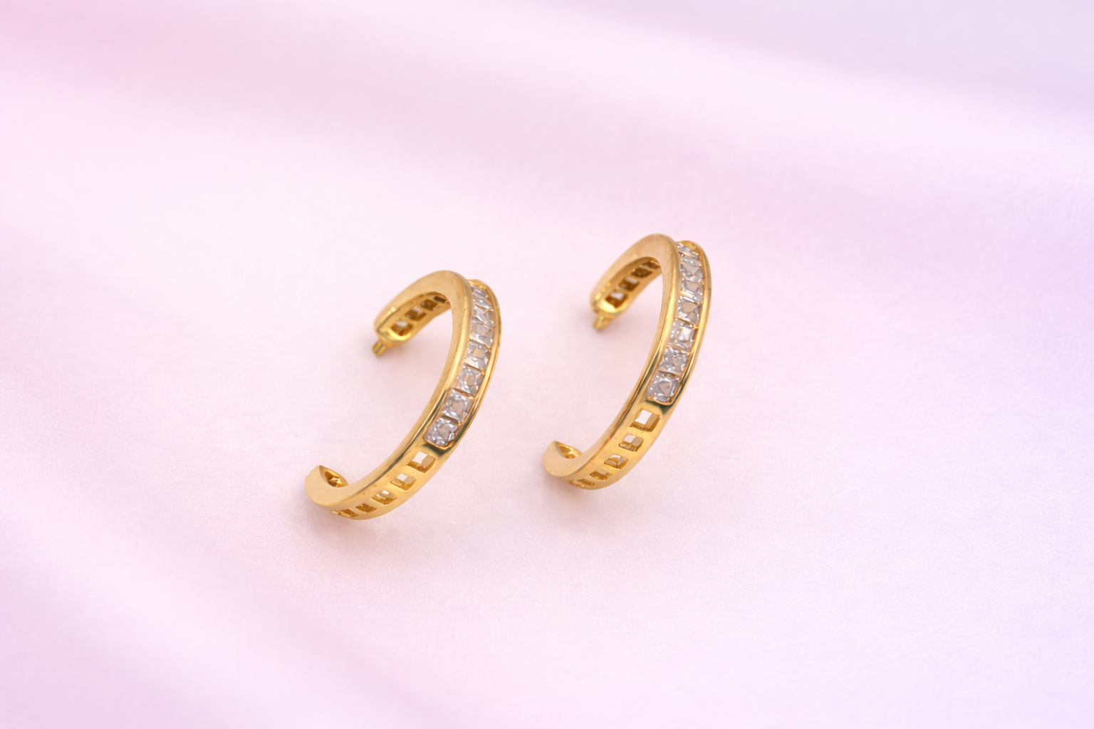 18kt Gold Polish Earring with Crystal Anti-Tarnish & Anti-Allergic for Girls