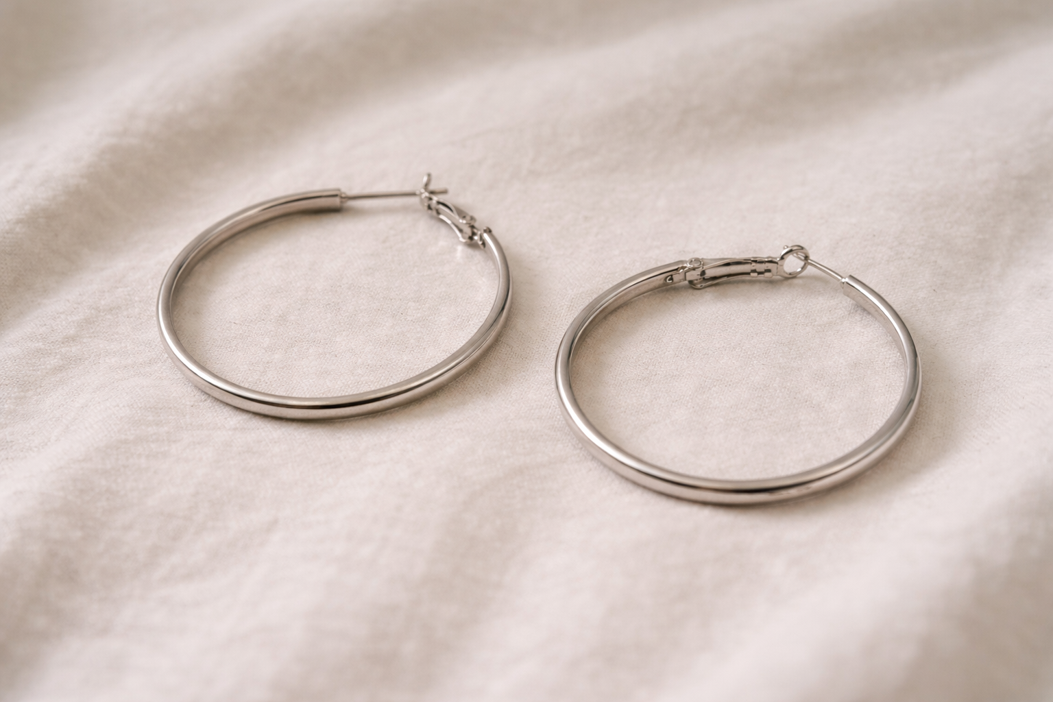 Stainless Steel Silver Polish Fancy Earring Anti-Tarnish & Anti-Allergic for Girl (Design 2)