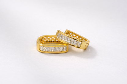 18kt gold polish fancy earring with crystal stone anti tranish anti allergic for girls