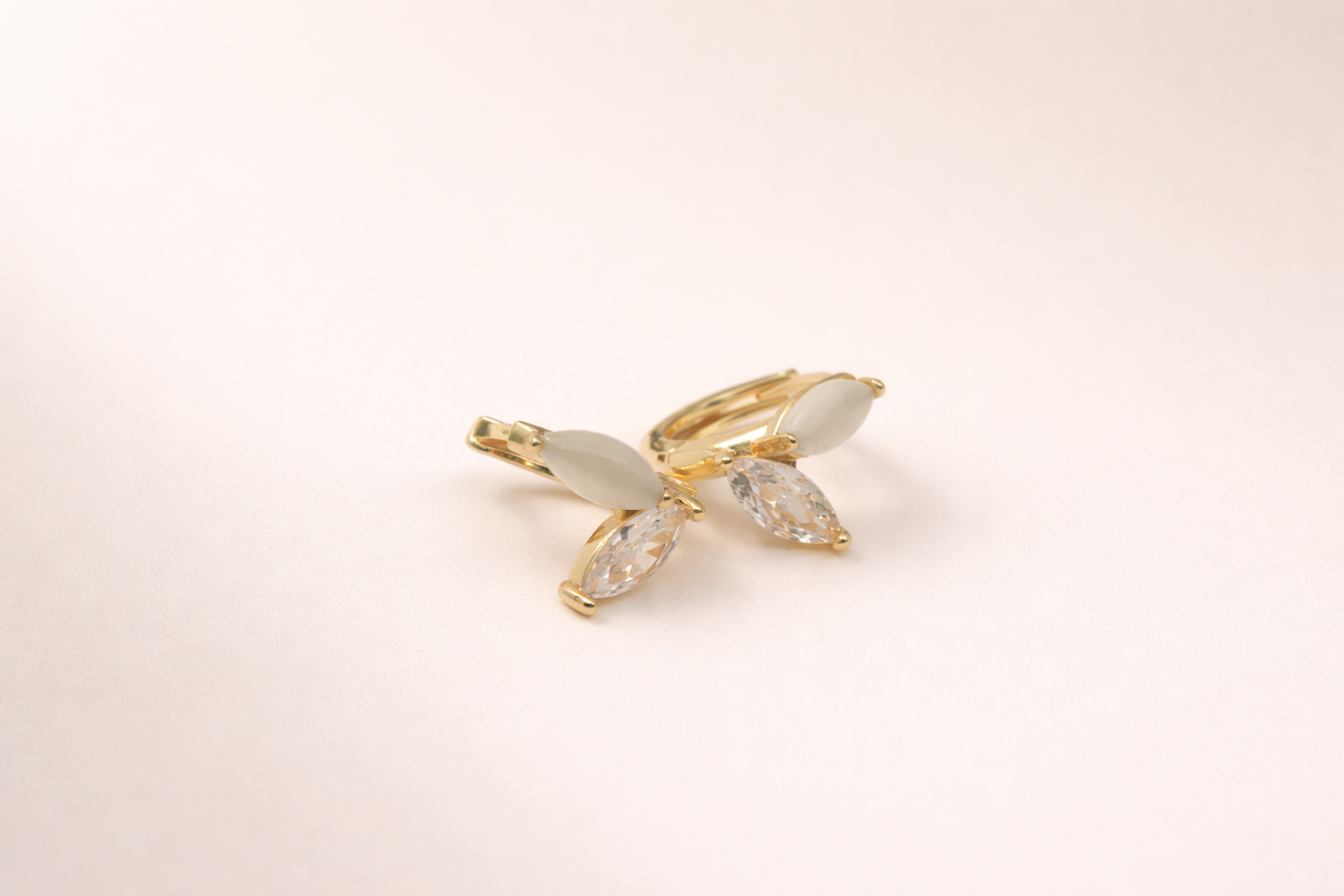 18kt Gold Polish Earring with Swarovski Stone Anti-Tarnish & Anti-Allergic for Girls