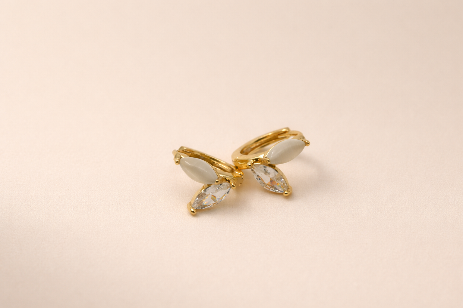 18kt Gold Polish Earring with Swarovski Stone Anti-Tarnish & Anti-Allergic for Girls
