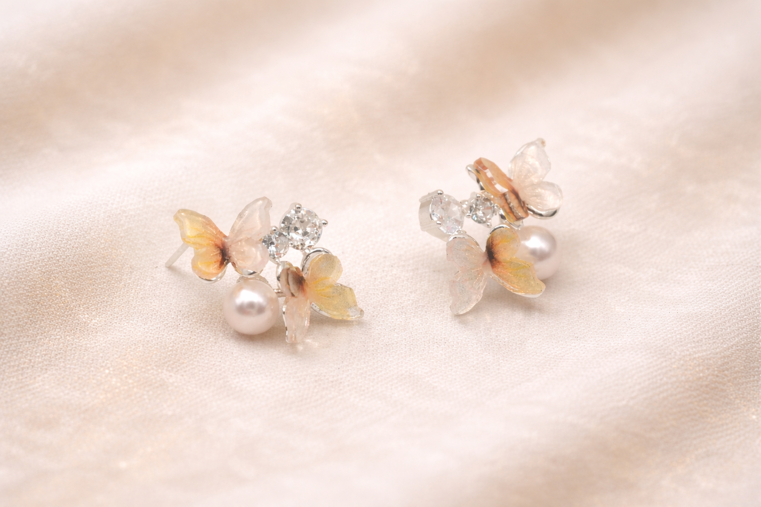 Stainless Steel Silver Polish Earring with Pearl & Butterfly Anti-Tarnish & Anti-Allergic for Girls